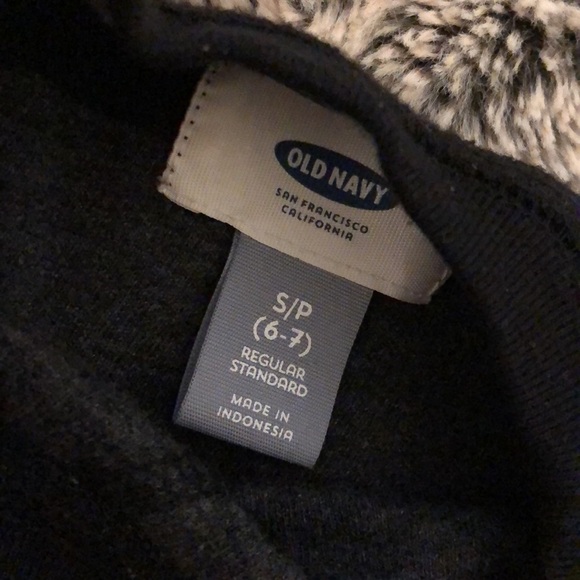 5/$25🖤 old navy sweatshirt - Picture 2 of 3
